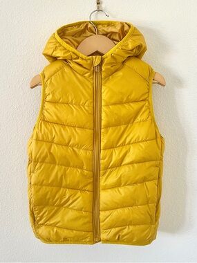 ZARA Kids Quilted Hooded Puffer Vest, Yellow, Size 6-7